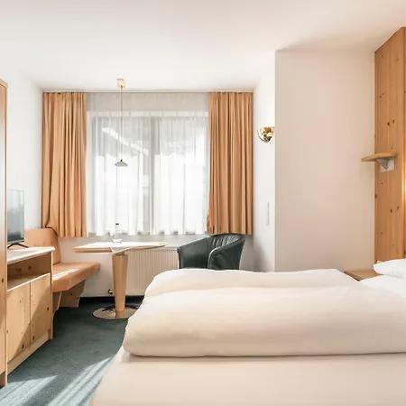 Aurikel Corso * Ischgl