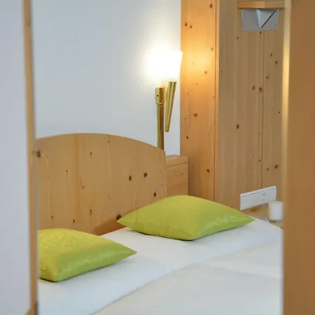 Daire Aurikel Corso *